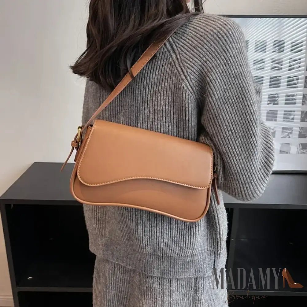 Vintage Leather Crossbody Bags for Women 2024 Designer Female Small Flap Shoulder Underarm Bag Armpit Handbags and