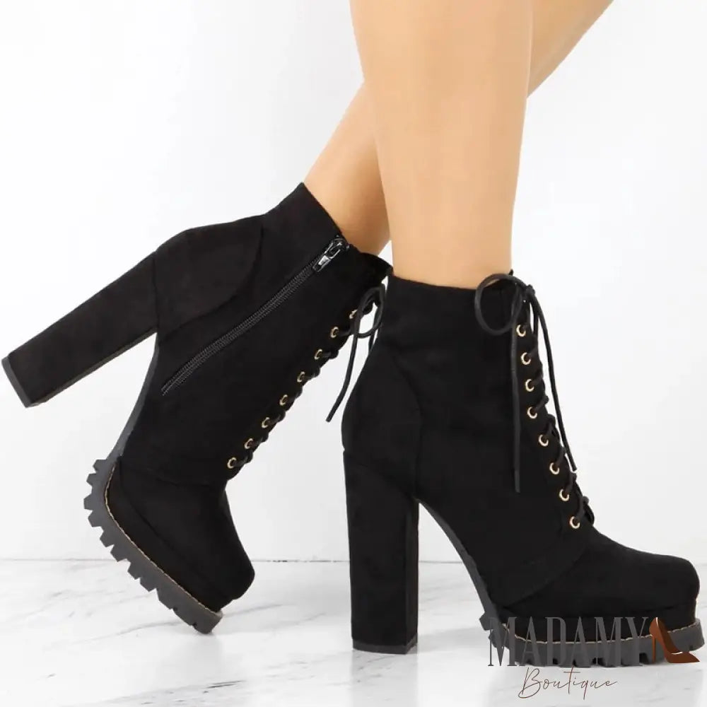 Bota Madamy Bomber