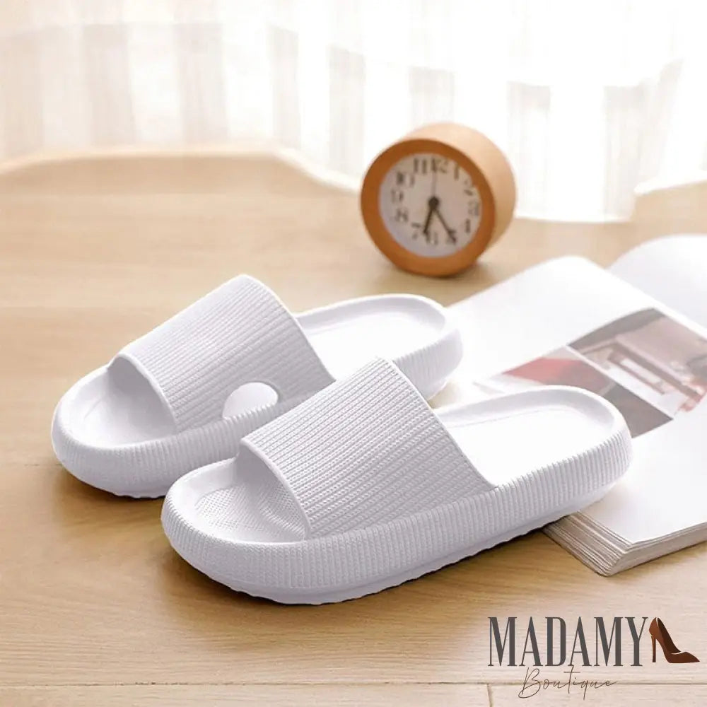 Chinelo Madamy Nuvem Confort Branca / 33-34