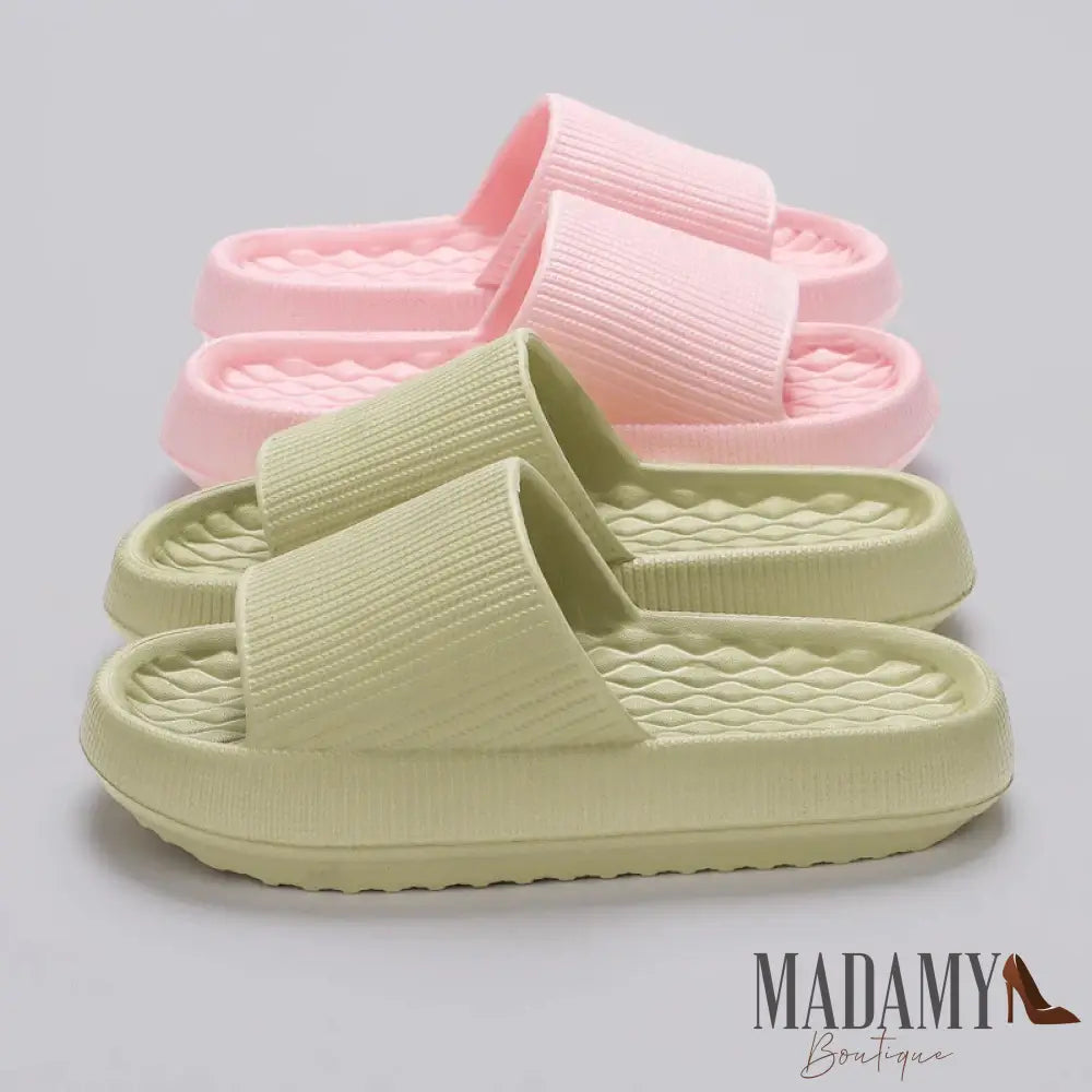 Thick Bottom Cloud Slippers Women Summer 2024 Lightweight Soft Sole Platform Sandals Woman Casual