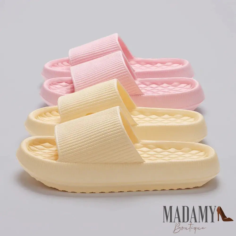 Thick Bottom Cloud Slippers Women Summer 2024 Lightweight Soft Sole Platform Sandals Woman Casual