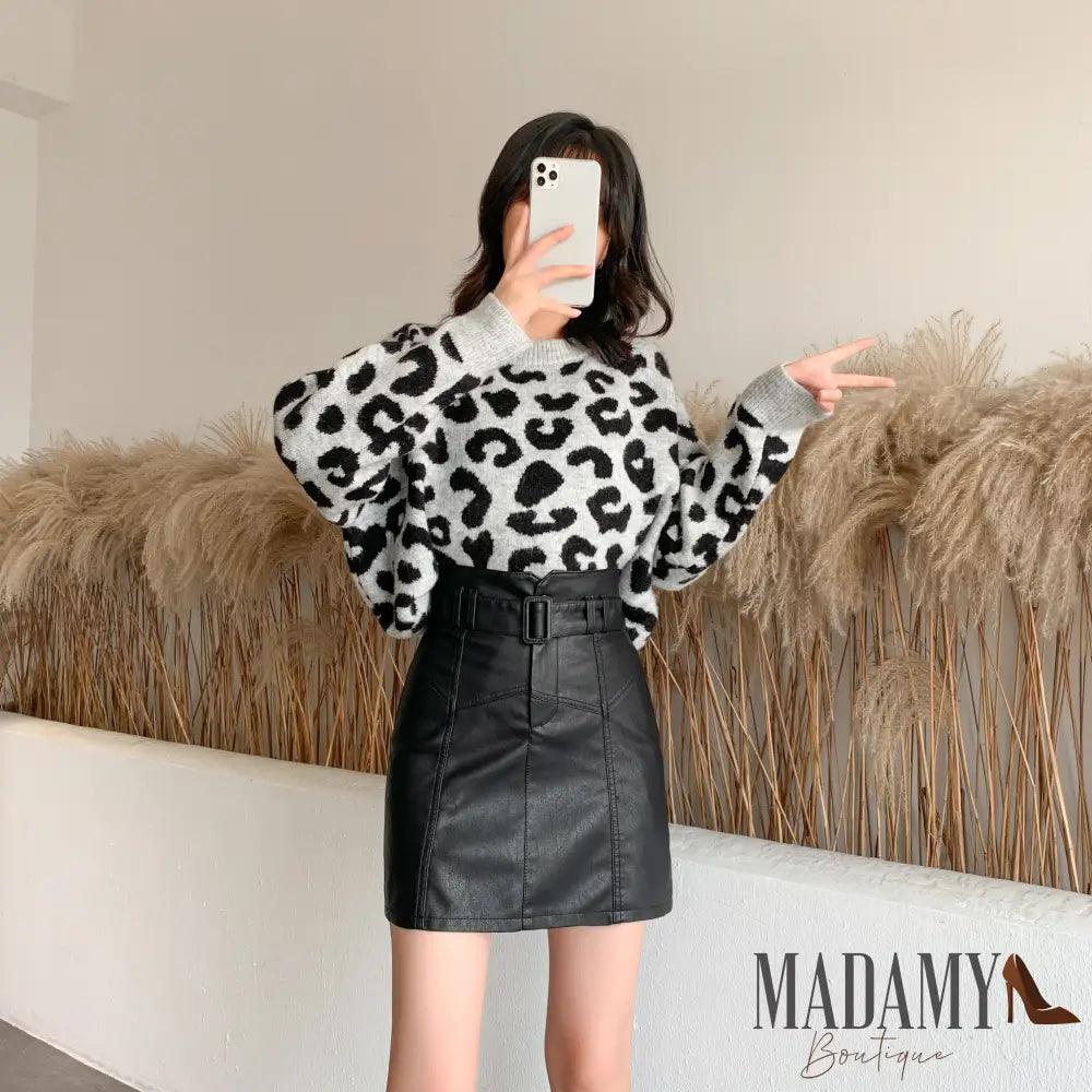 Saia De Couro Madamy Classic