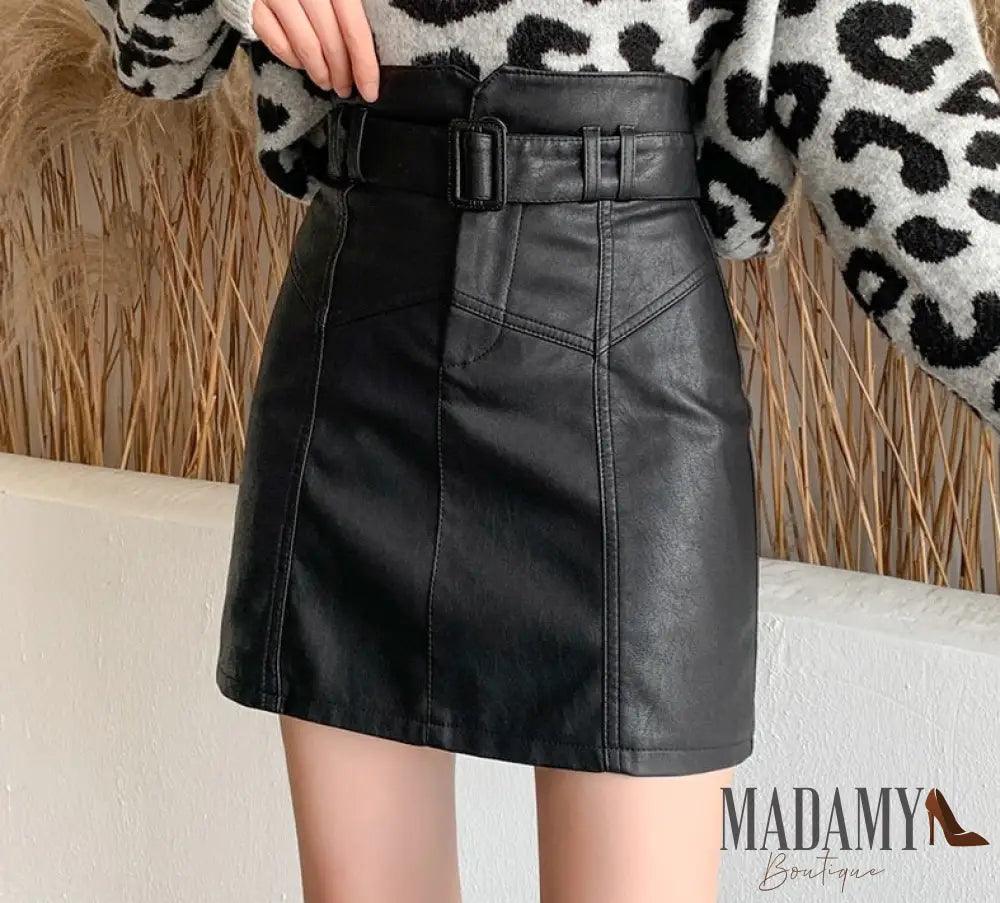 Saia De Couro Madamy Classic Preto / P