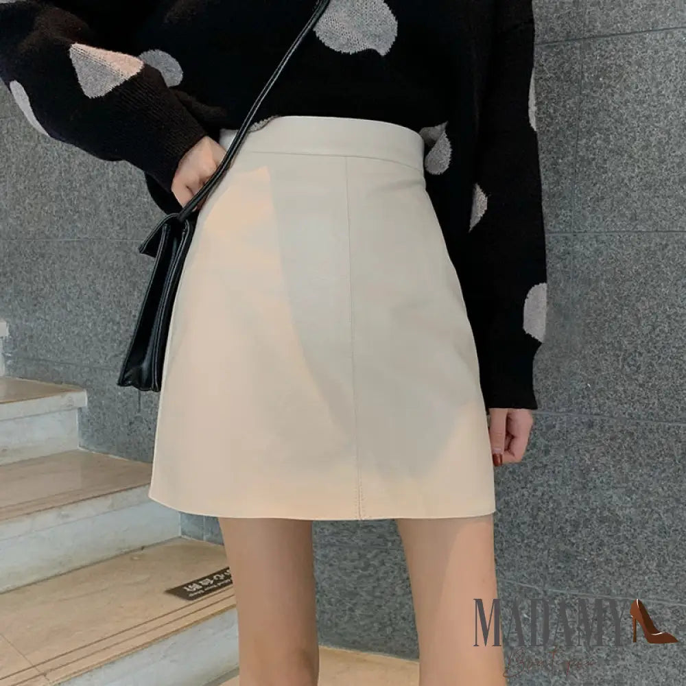 Saia Madamy Doll Beige / S China