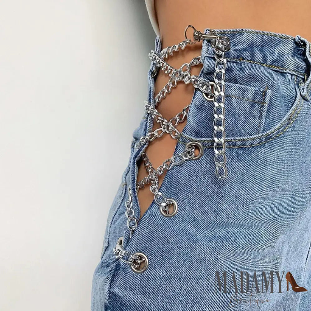 Short Madamy Chains Short
