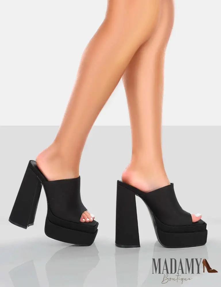 Tamanco Madamy Kendel Preto / 33